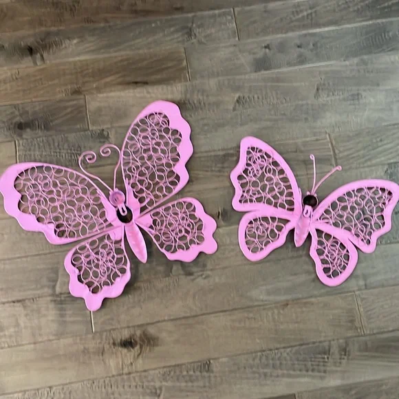 Butterfly wall decor - Picture 2 of 3